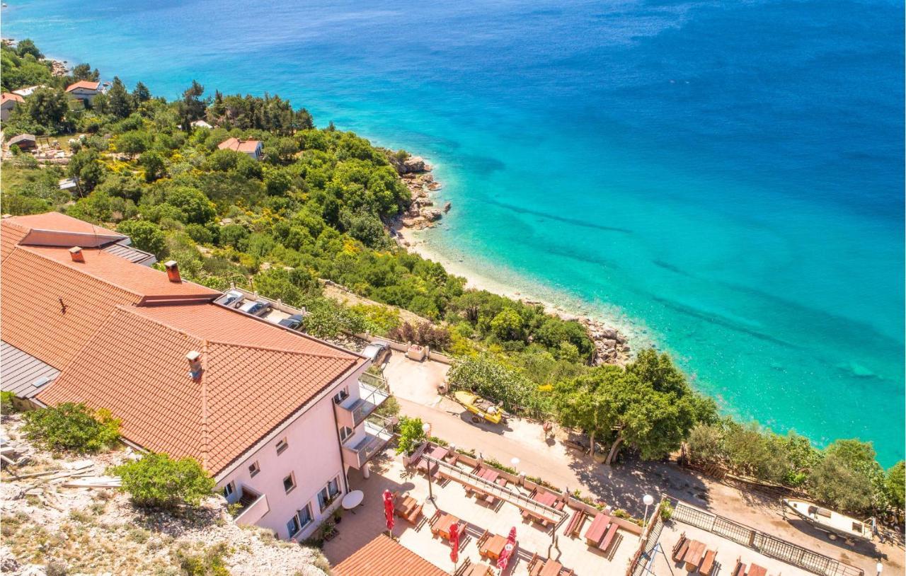 Nice Apartment In Stara Baska 1 With Wifi Екстер'єр фото