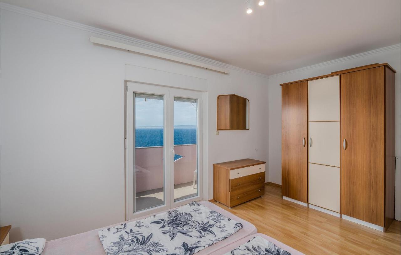 Nice Apartment In Stara Baska 1 With Wifi Екстер'єр фото